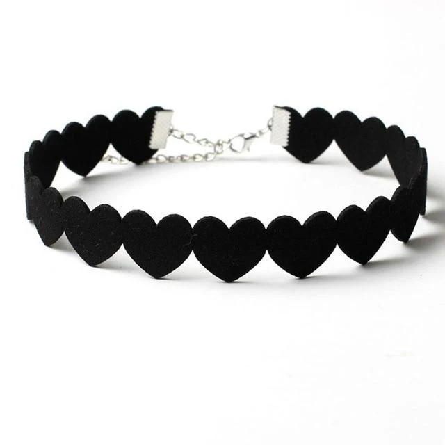 Velvet Heart Choker - Image 2